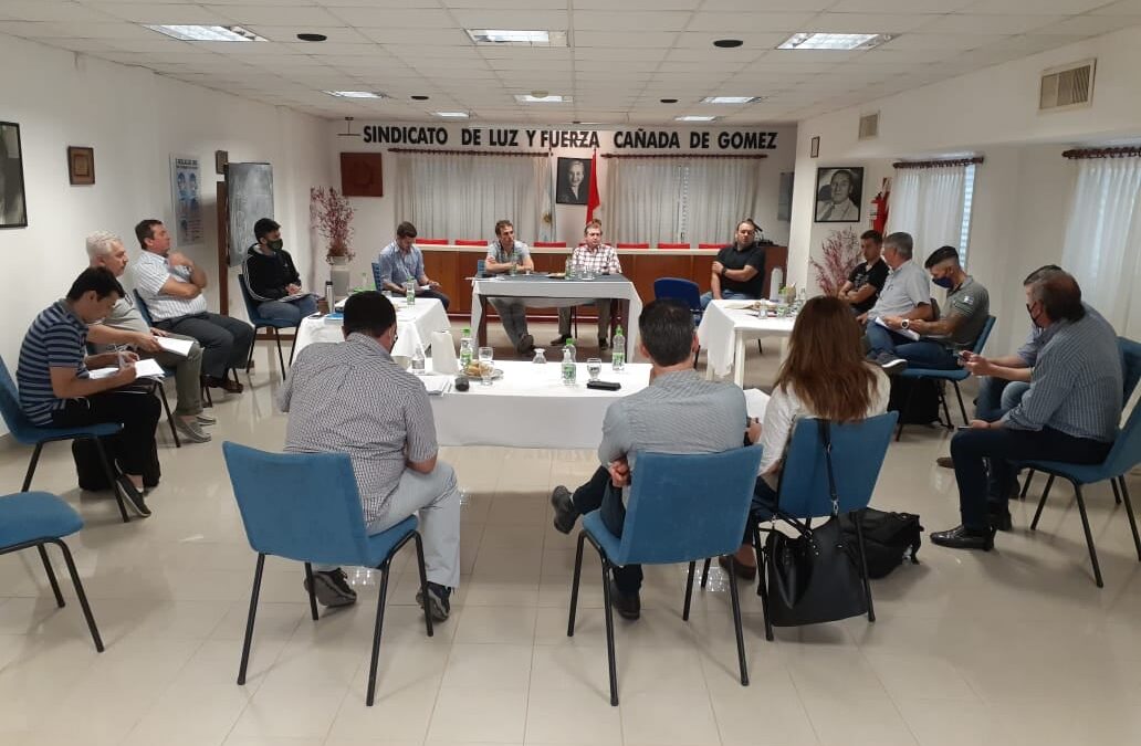 REUNIÓN EN CAÑADA DE GOMEZ